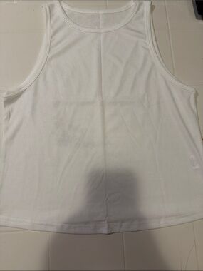 Women’s White Ribbed Tank Top